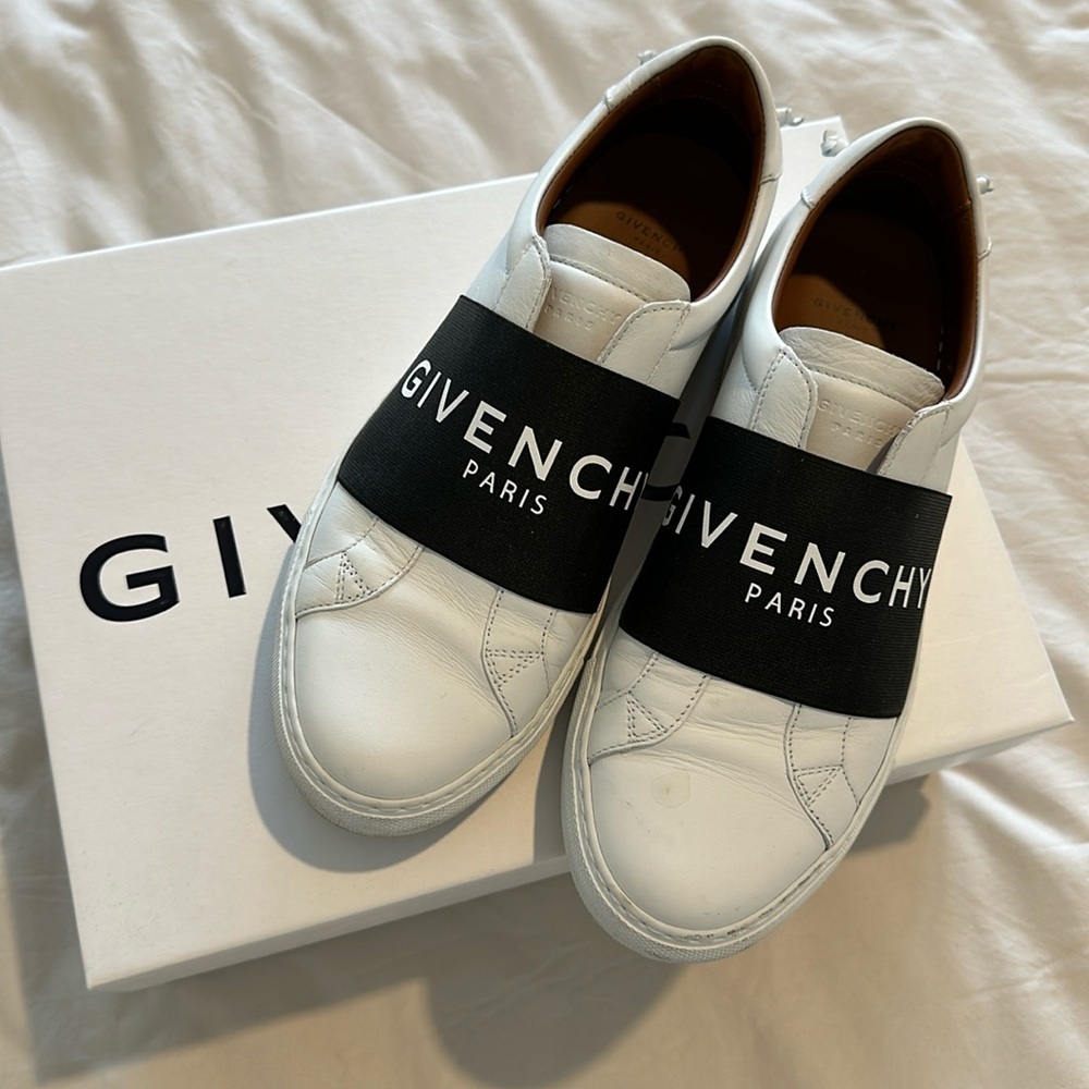 Givenchy Urban Street Sneaker